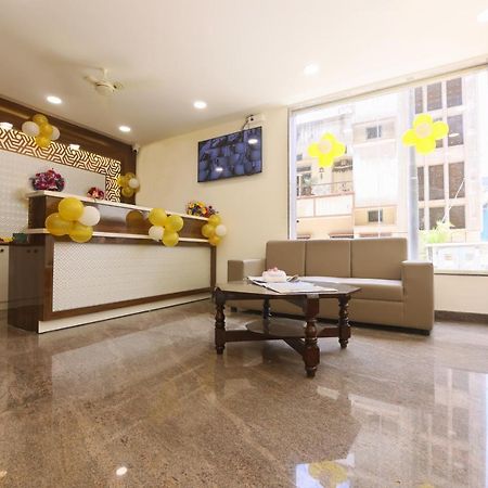 Hotel Sigma Suites Bangalore Bagian luar foto