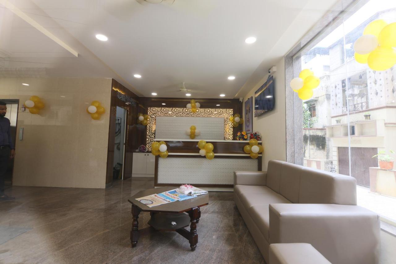 Hotel Sigma Suites Bangalore Bagian luar foto