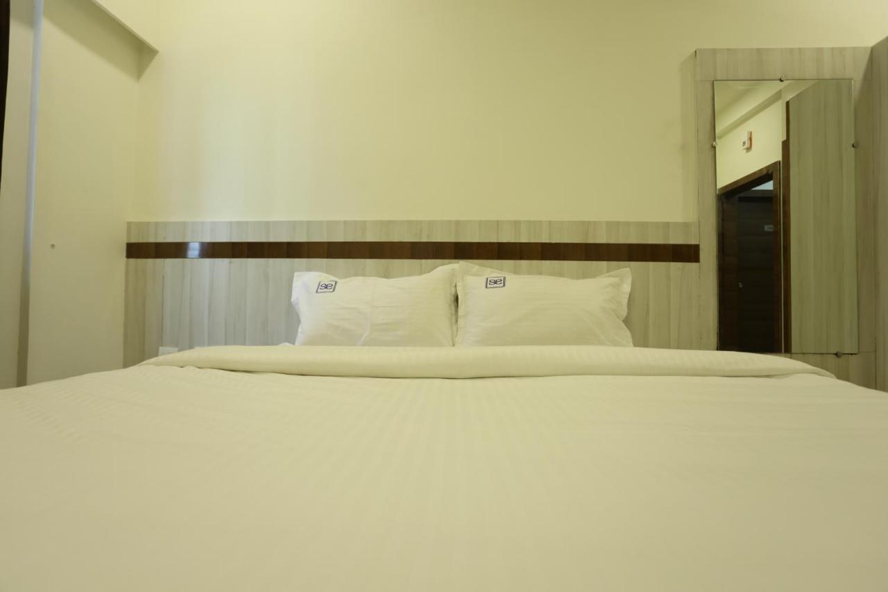 Hotel Sigma Suites Bangalore Bagian luar foto