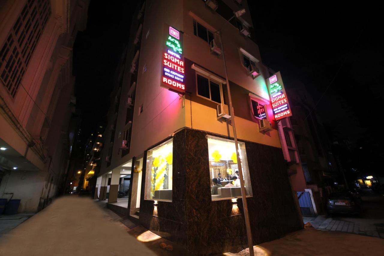 Hotel Sigma Suites Bangalore Bagian luar foto