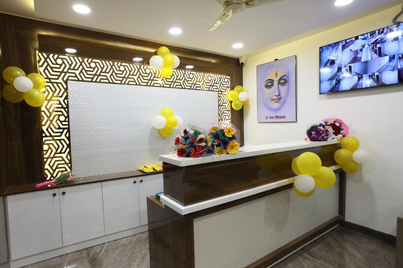 Hotel Sigma Suites Bangalore Bagian luar foto